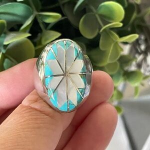 Vintage Zuni Mother of Pearl and Turquoise 925 Sterling Silver Large Ring sz 12